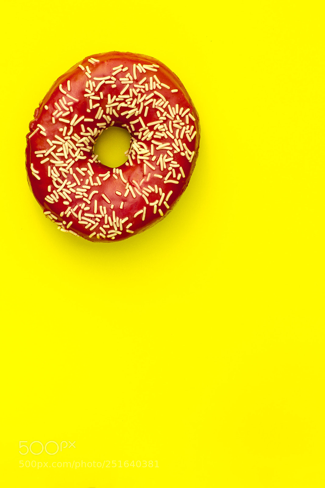 Canon EOS 60D sample photo. Red donut on yellow photography