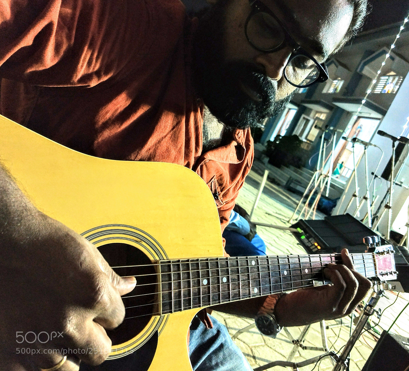 Motorola Moto Z (2) Play sample photo. Easter night guitar photography