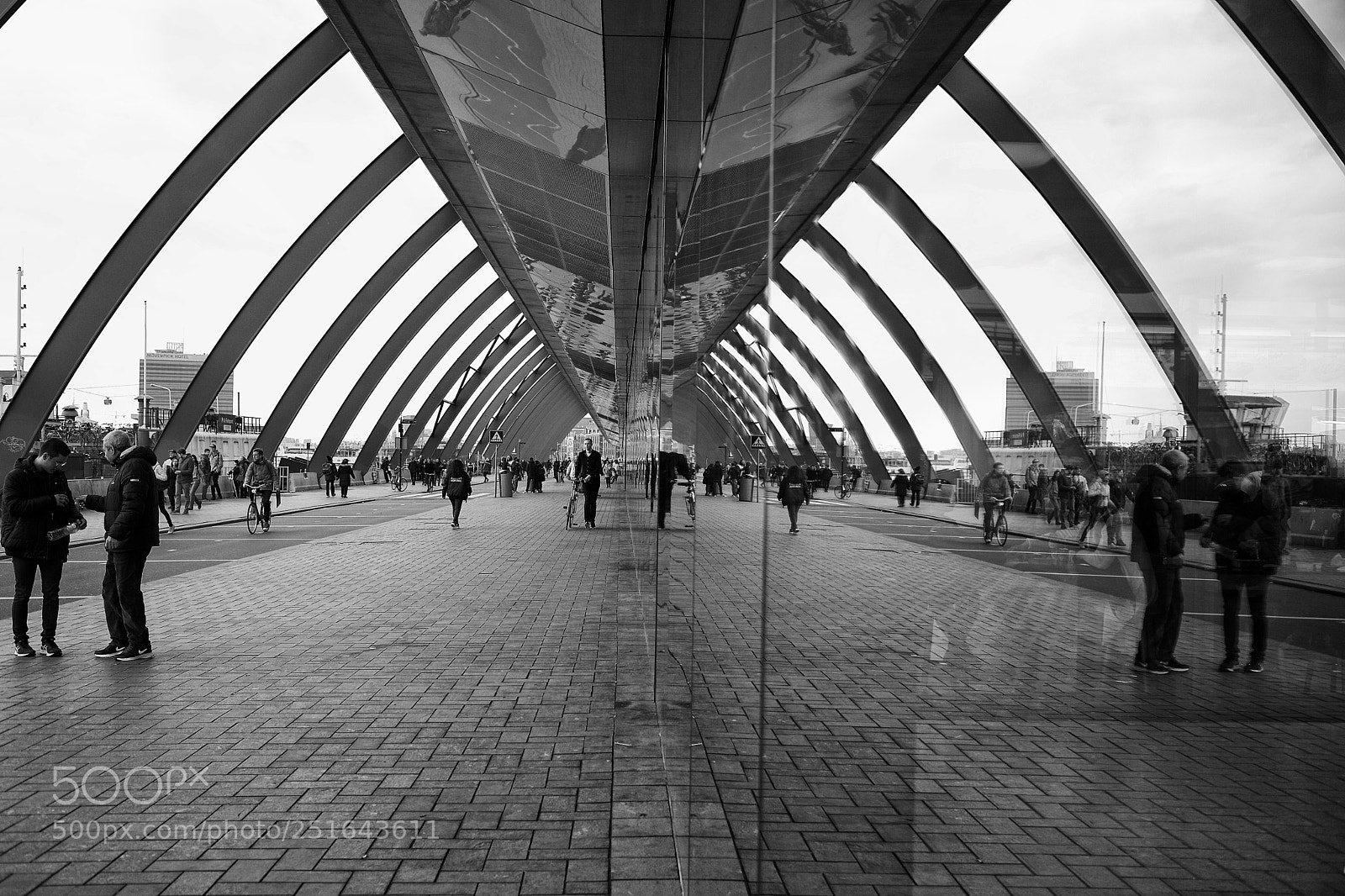 Canon EOS 5D Mark II sample photo. Amsterdam central station photography