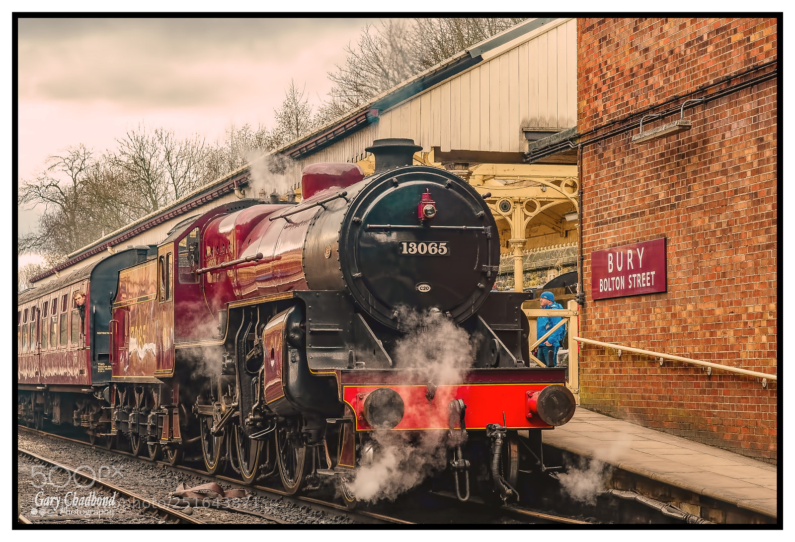 Sony SLT-A99V sample photo. All aboard  photography
