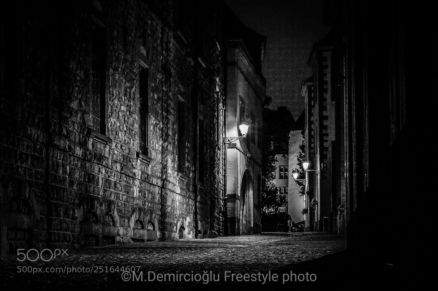 Nikon D7100 sample photo. Dark street.. luxemburg. photography