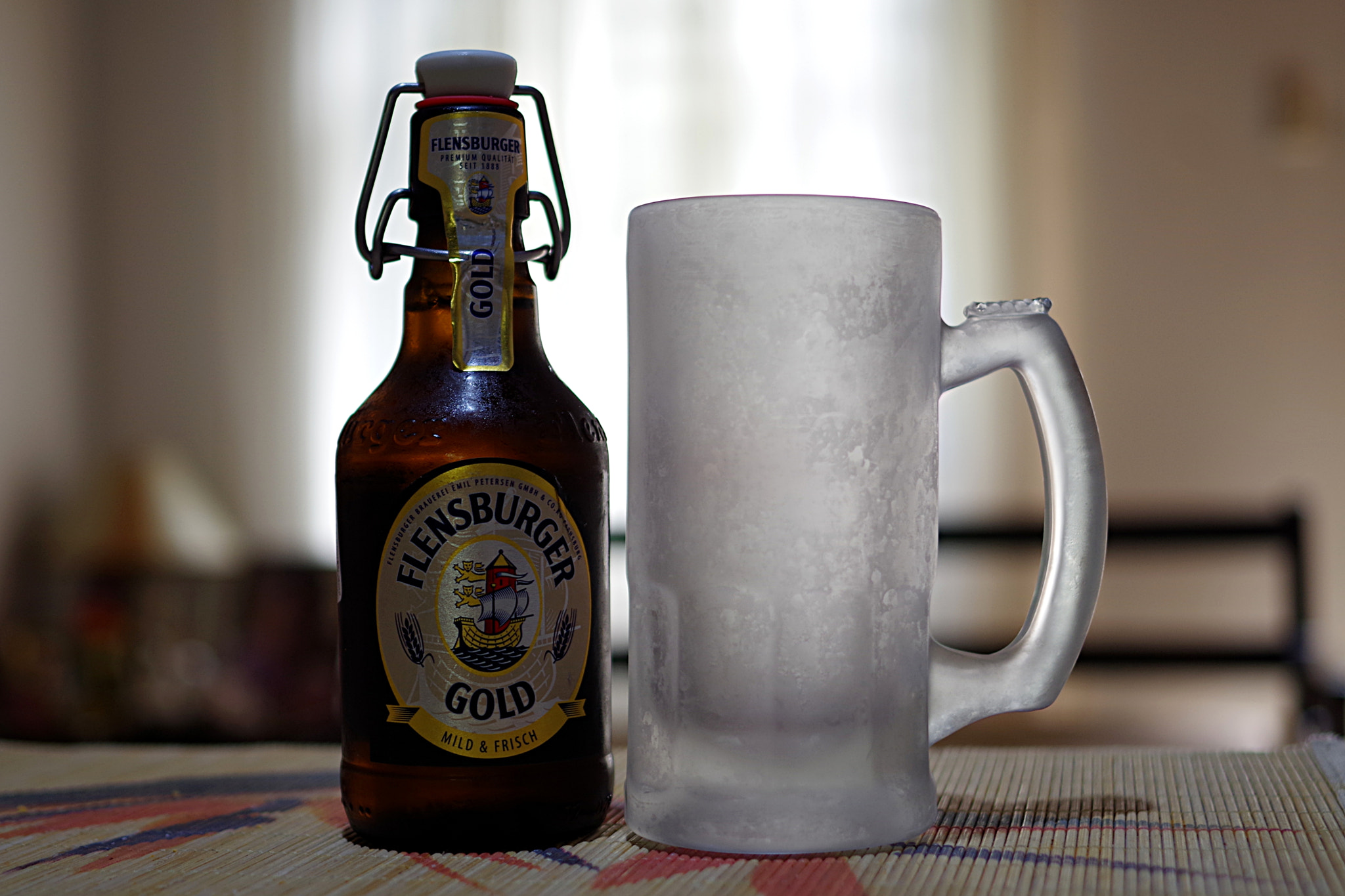 Pentax smc DA 35mm F2.4 AL sample photo. Flensburger gold beer photography