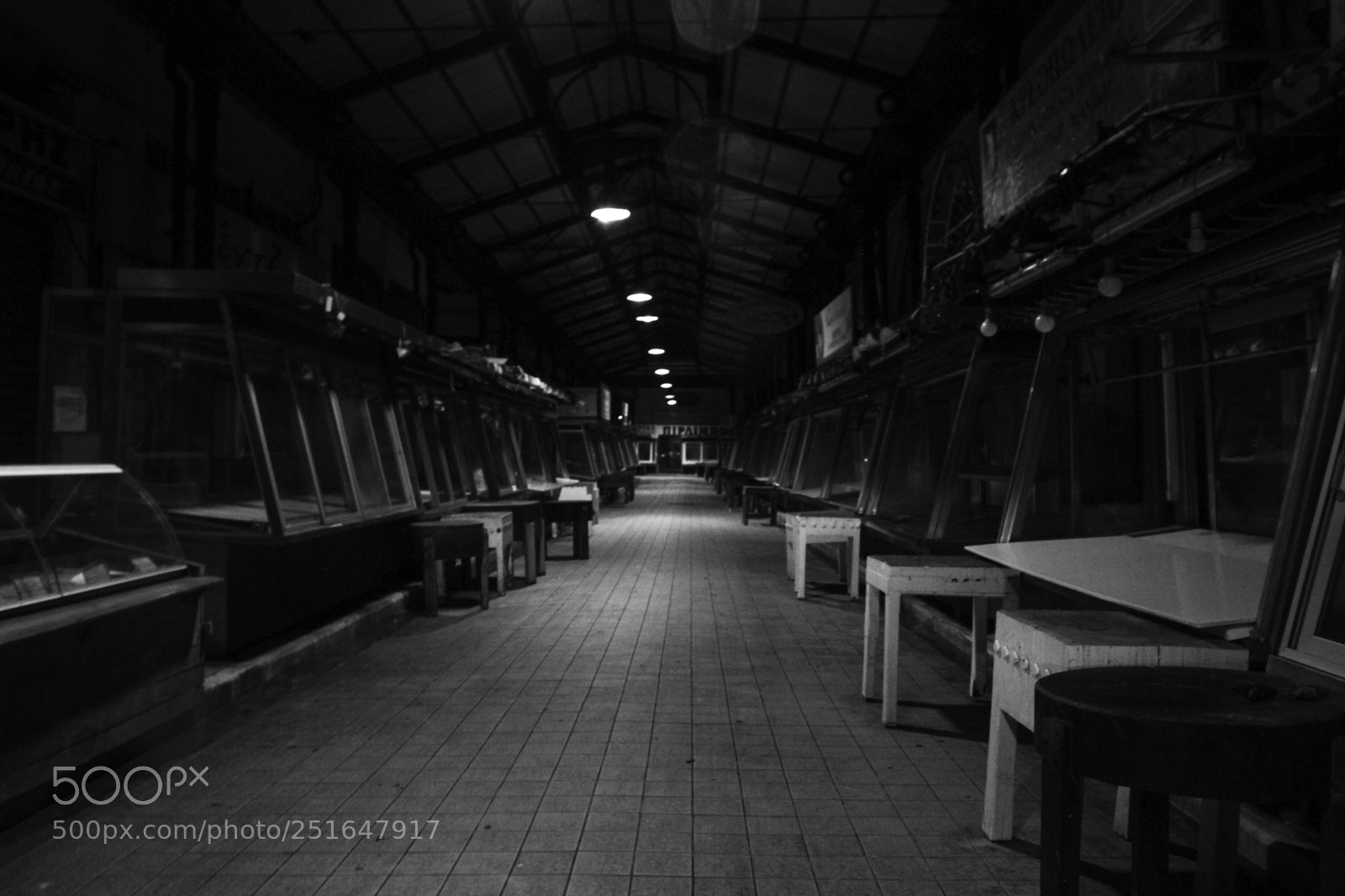Canon EOS 600D (Rebel EOS T3i / EOS Kiss X5) sample photo. Giorgosagelakis street  at night photography