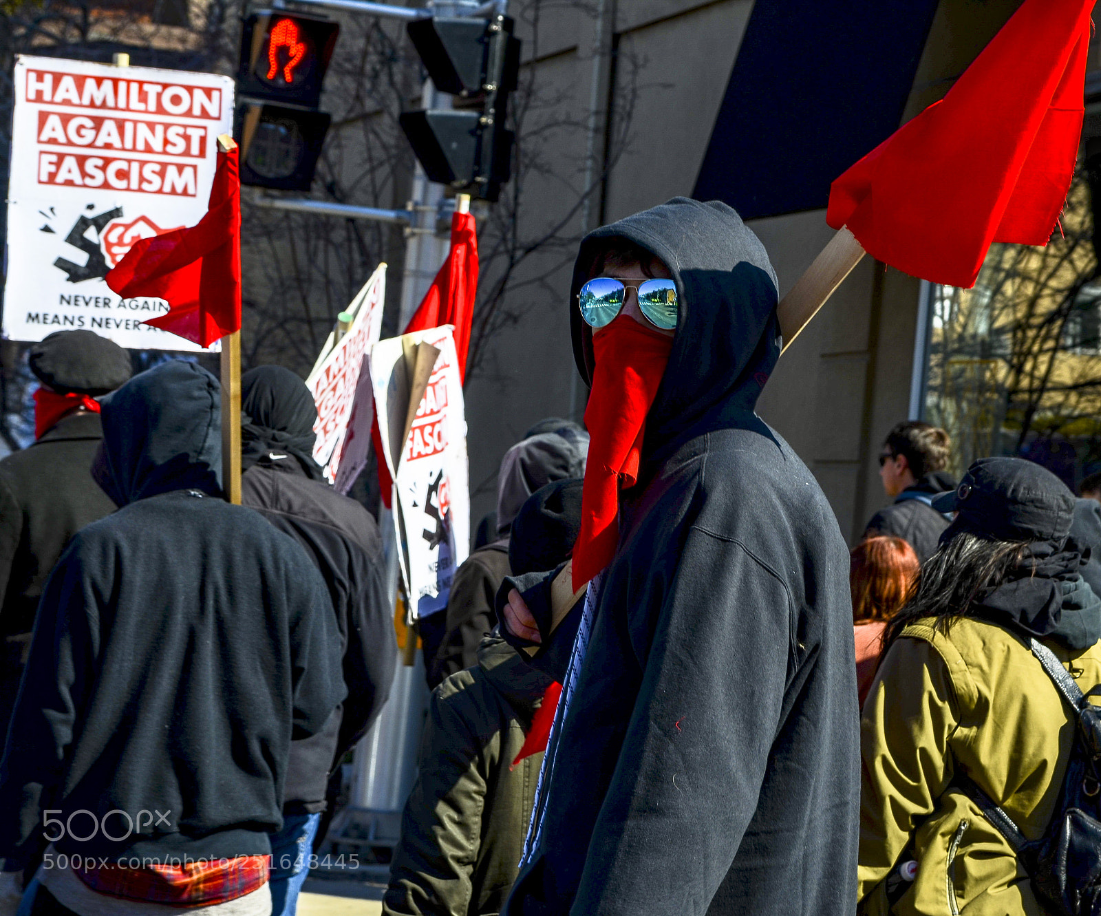 Nikon D7000 sample photo. The red mask photography