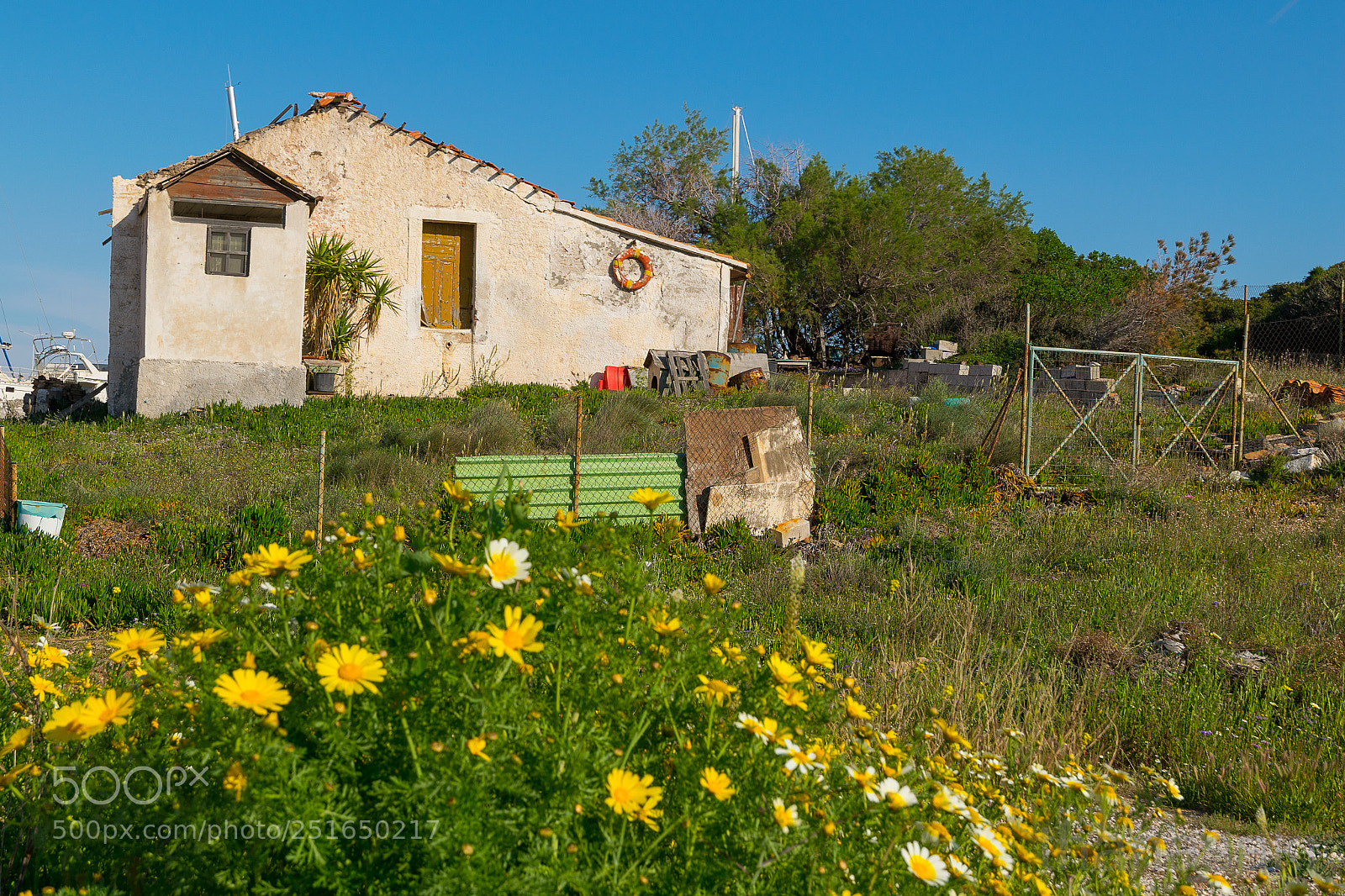 Nikon D5300 sample photo. Lonesome home photography