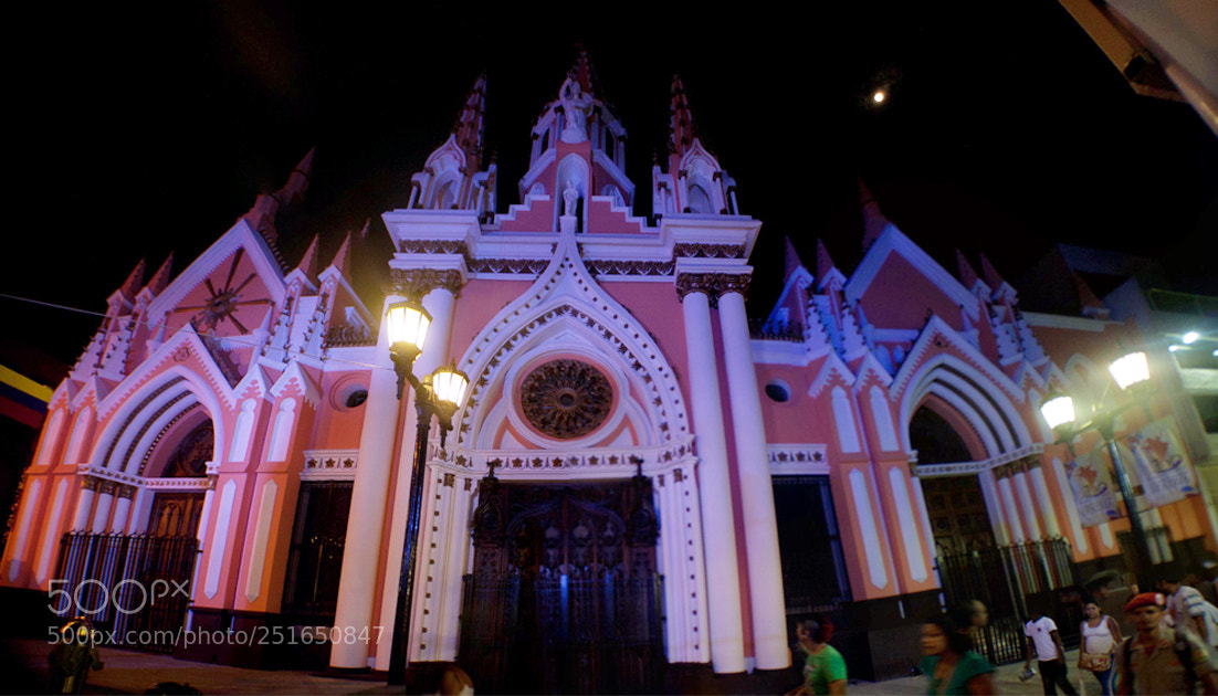 Canon EOS 30D sample photo. Santa capilla photography