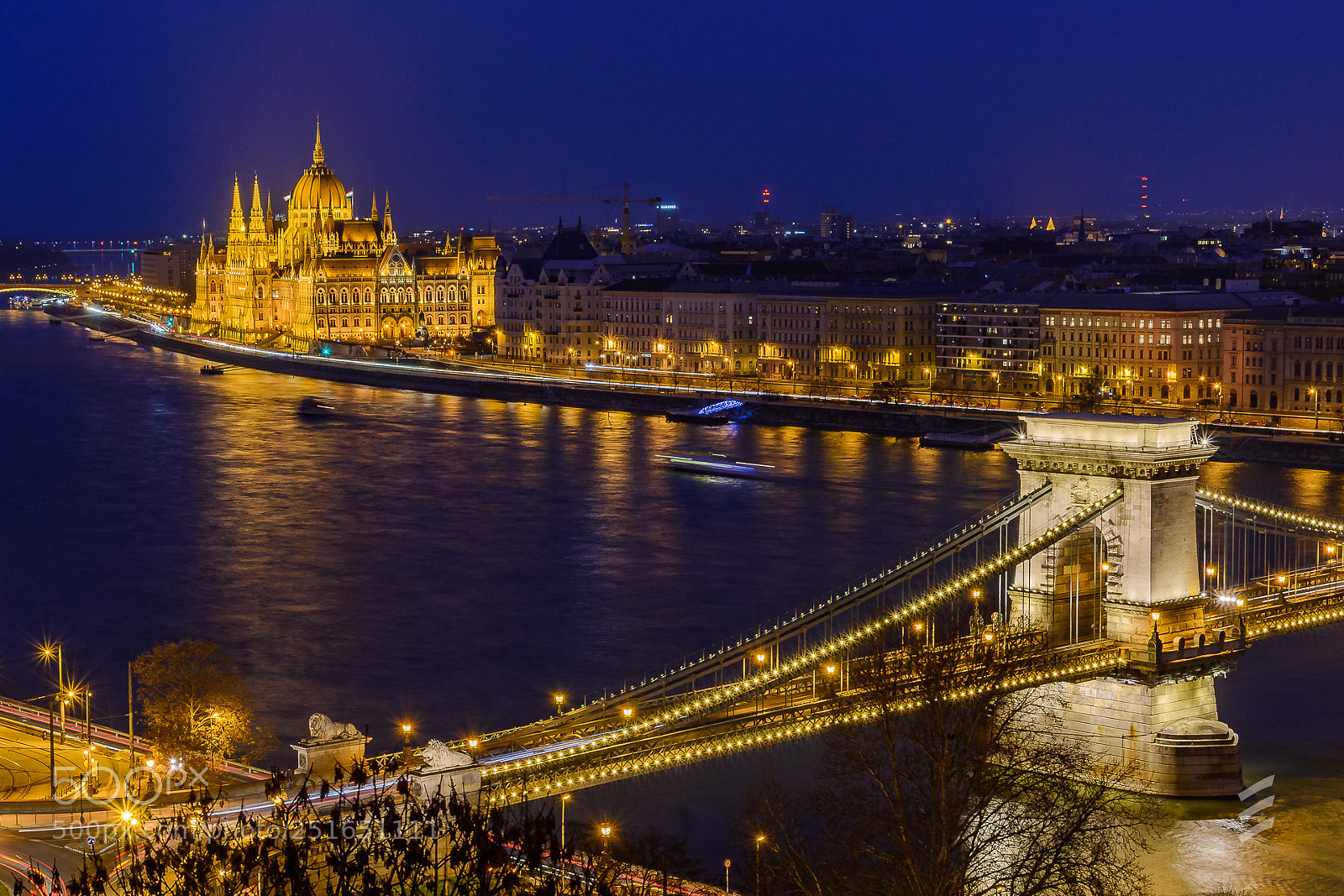 Nikon D5200 sample photo. Bridge of parliament photography