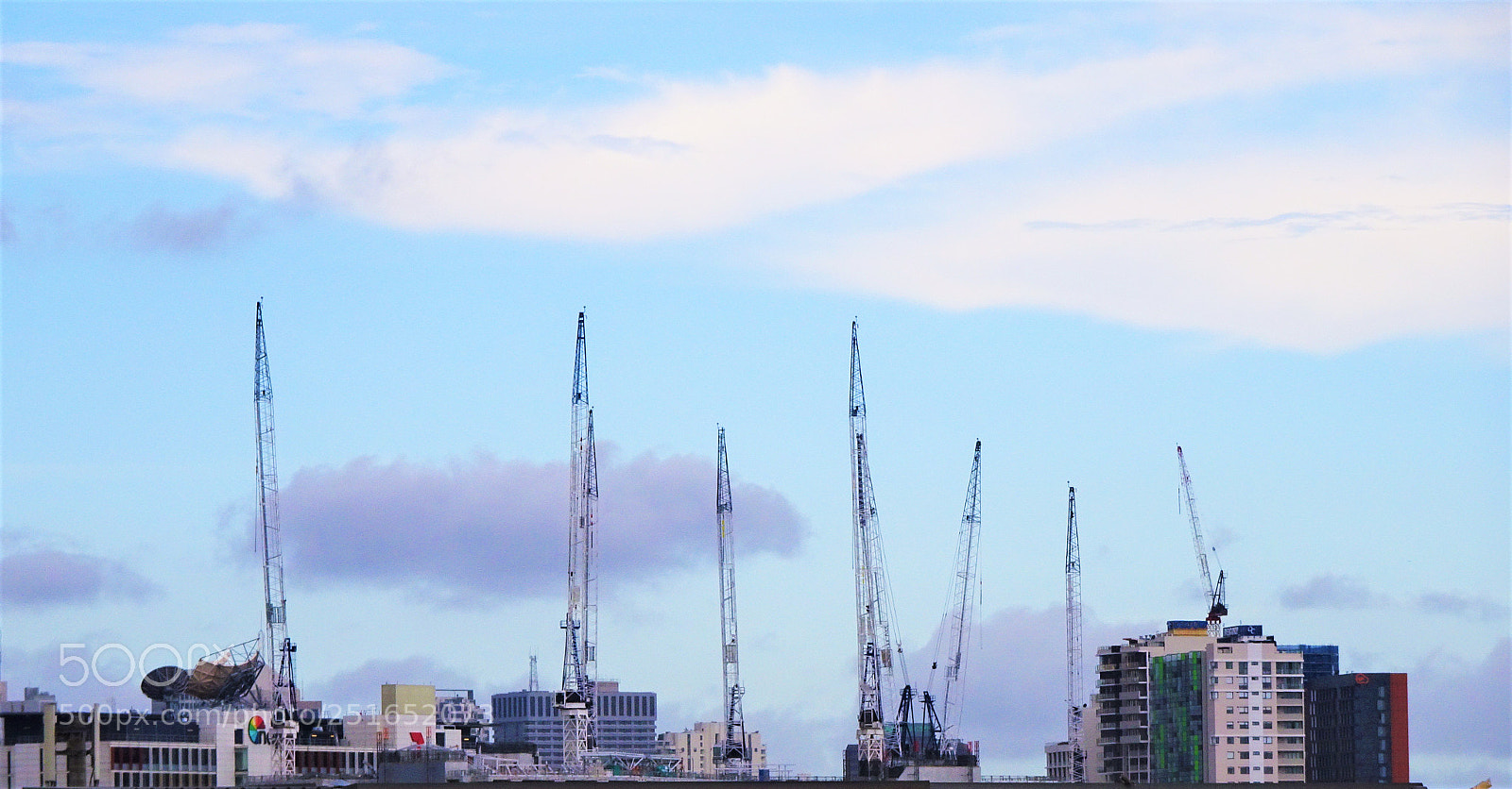 Sony Cyber-shot DSC-HX90V sample photo. Building and building photography