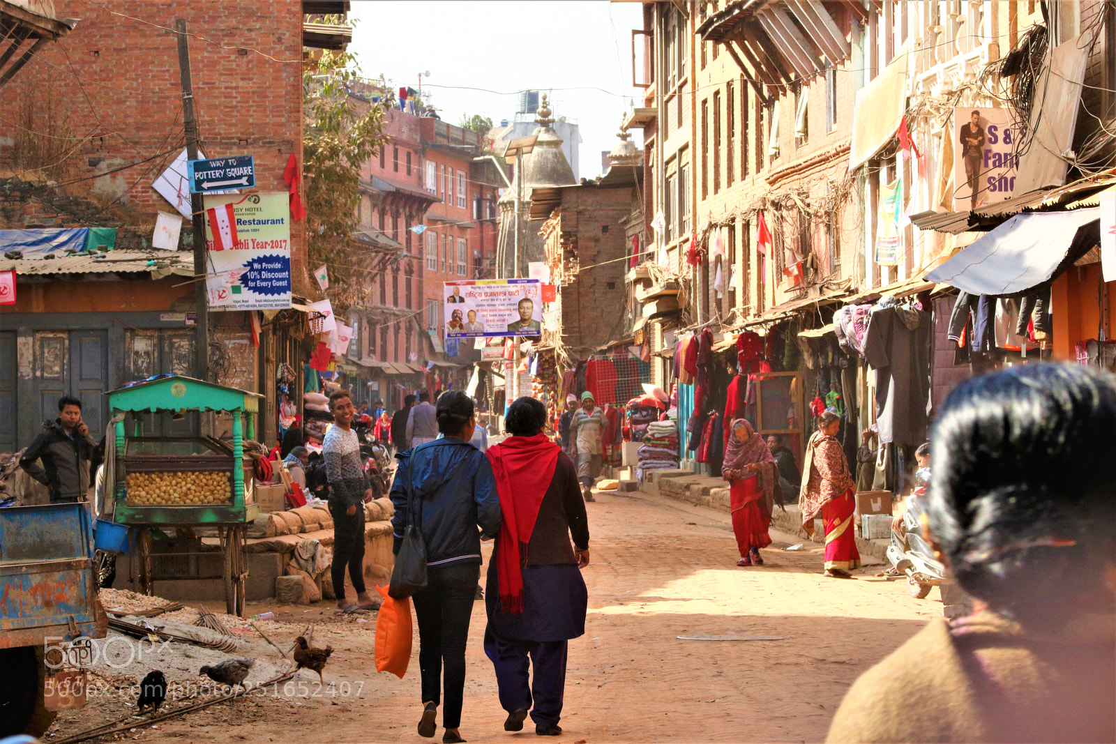Canon EOS 750D (EOS Rebel T6i / EOS Kiss X8i) sample photo. The old city kathmandu photography