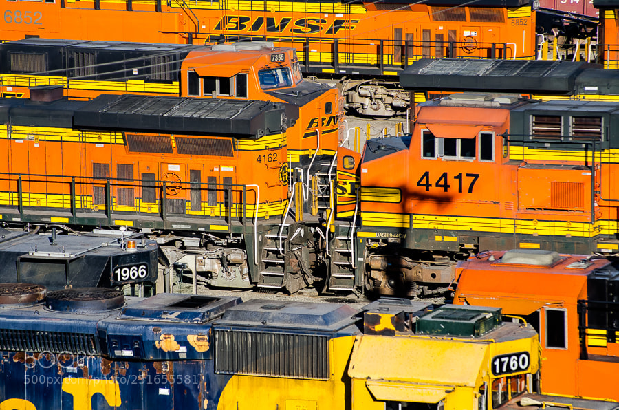 Pentax K-5 sample photo. Bnsf colors photography