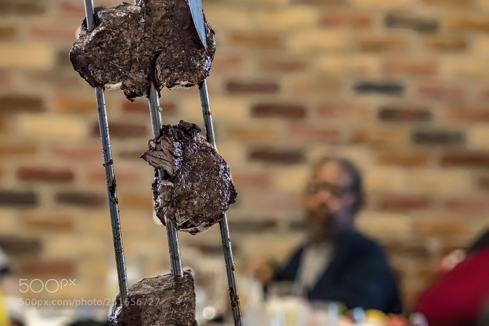 Canon EOS 5D Mark IV sample photo. Steak, please photography