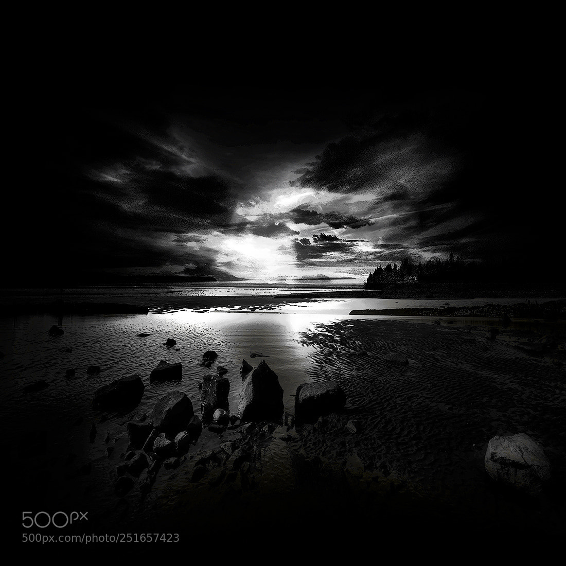 Fujifilm X-T2 sample photo. Befor dark photography