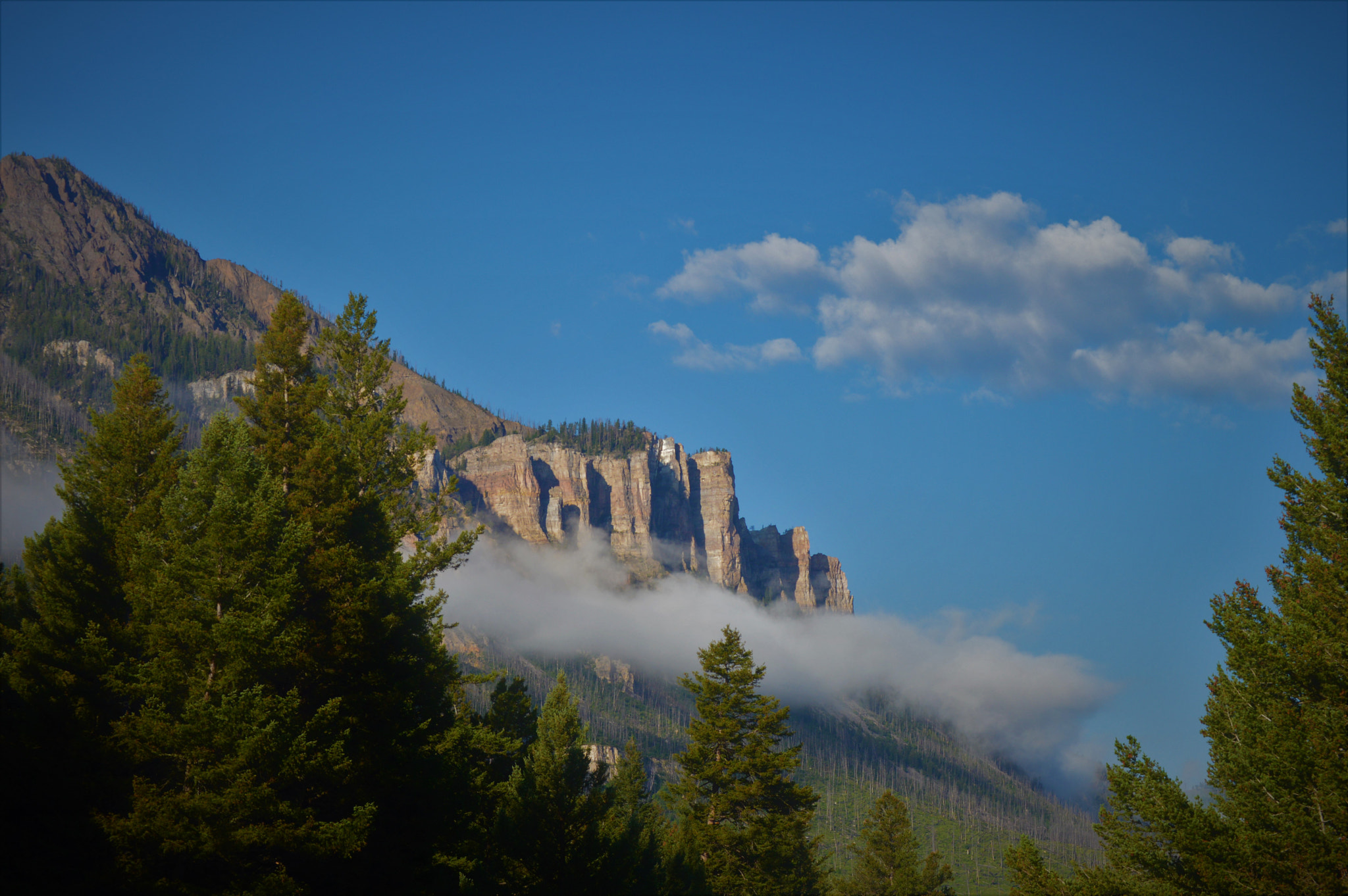 Nikon D3200 sample photo. Beartooth highway sunrise. photography