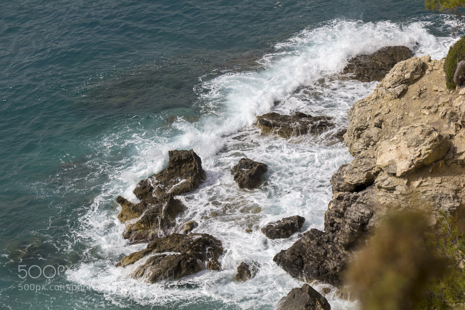 Canon EOS 60D sample photo. Overhead view ocean and photography