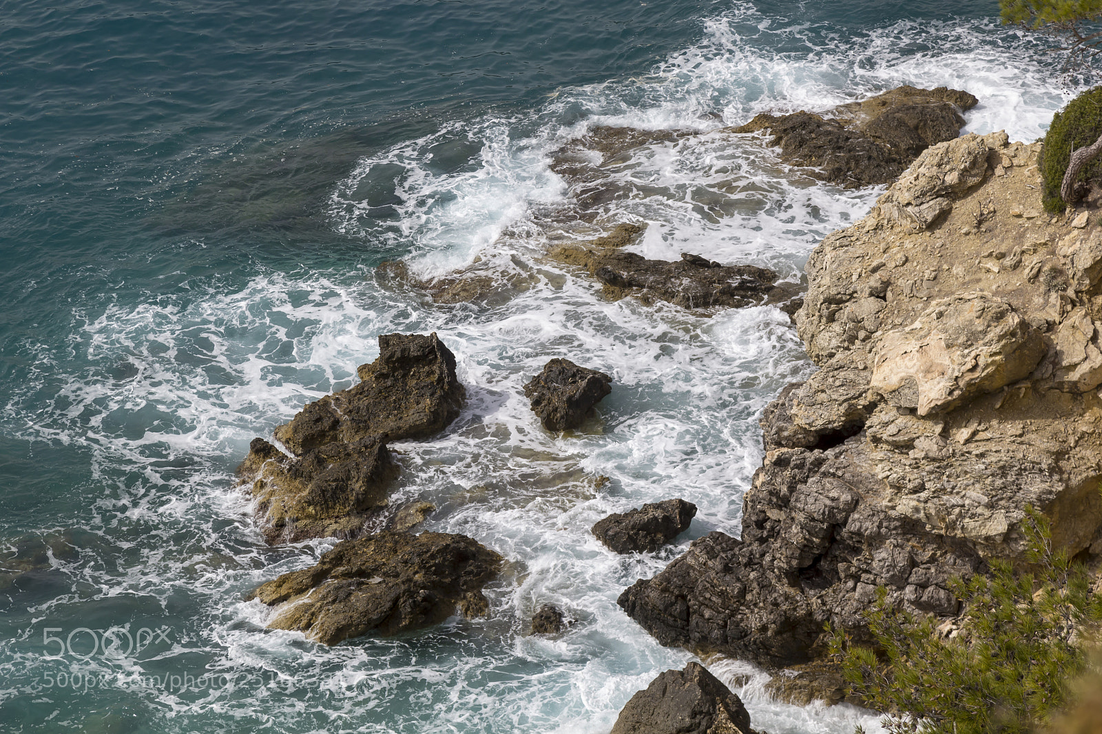 Canon EOS 60D sample photo. Overhead view ocean and photography