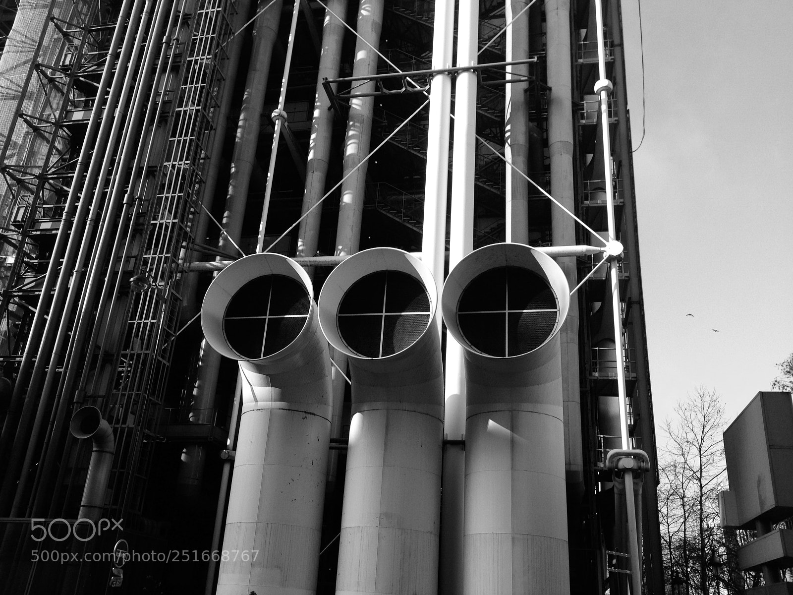 Apple iPhone 5 sample photo. Paris photography