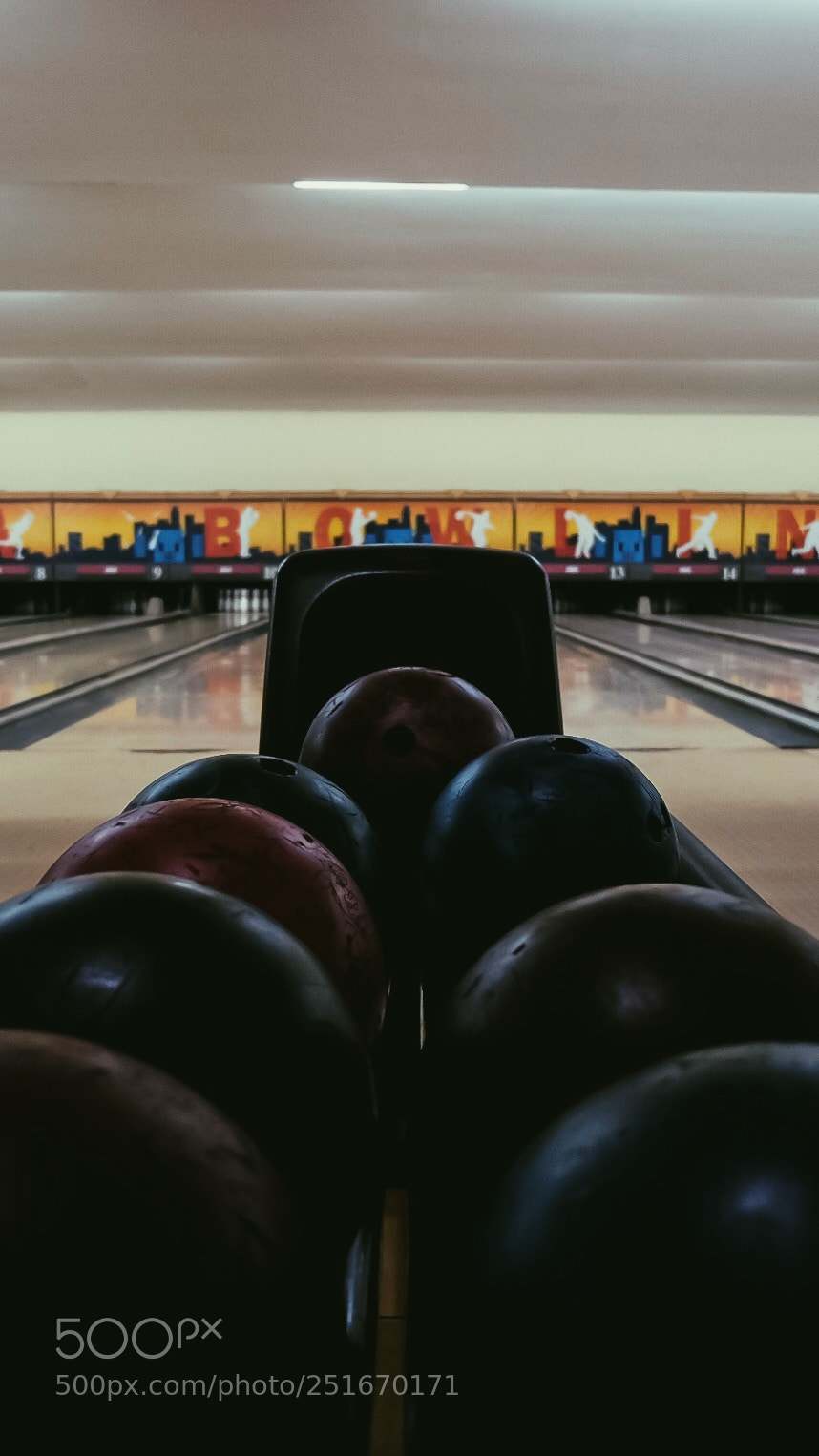 Fujifilm X-T20 sample photo. Bowling day photography