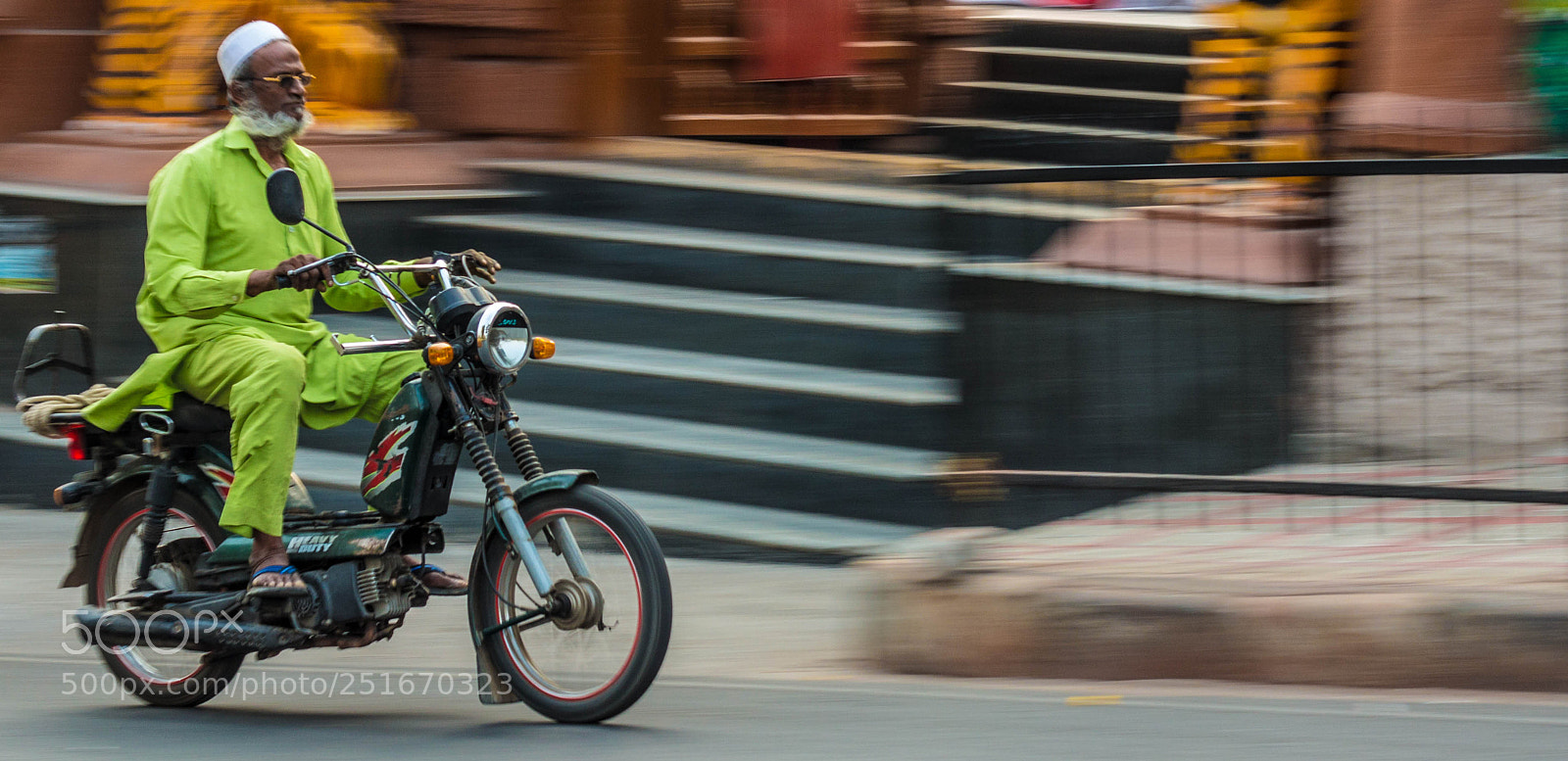 Canon EOS 70D sample photo. Panning photography