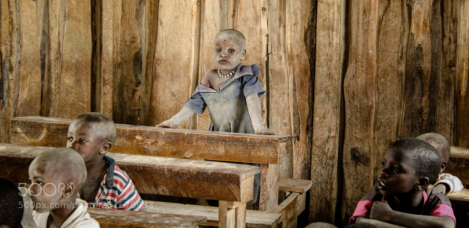 Canon EOS 60D sample photo. Dusty kid back from photography