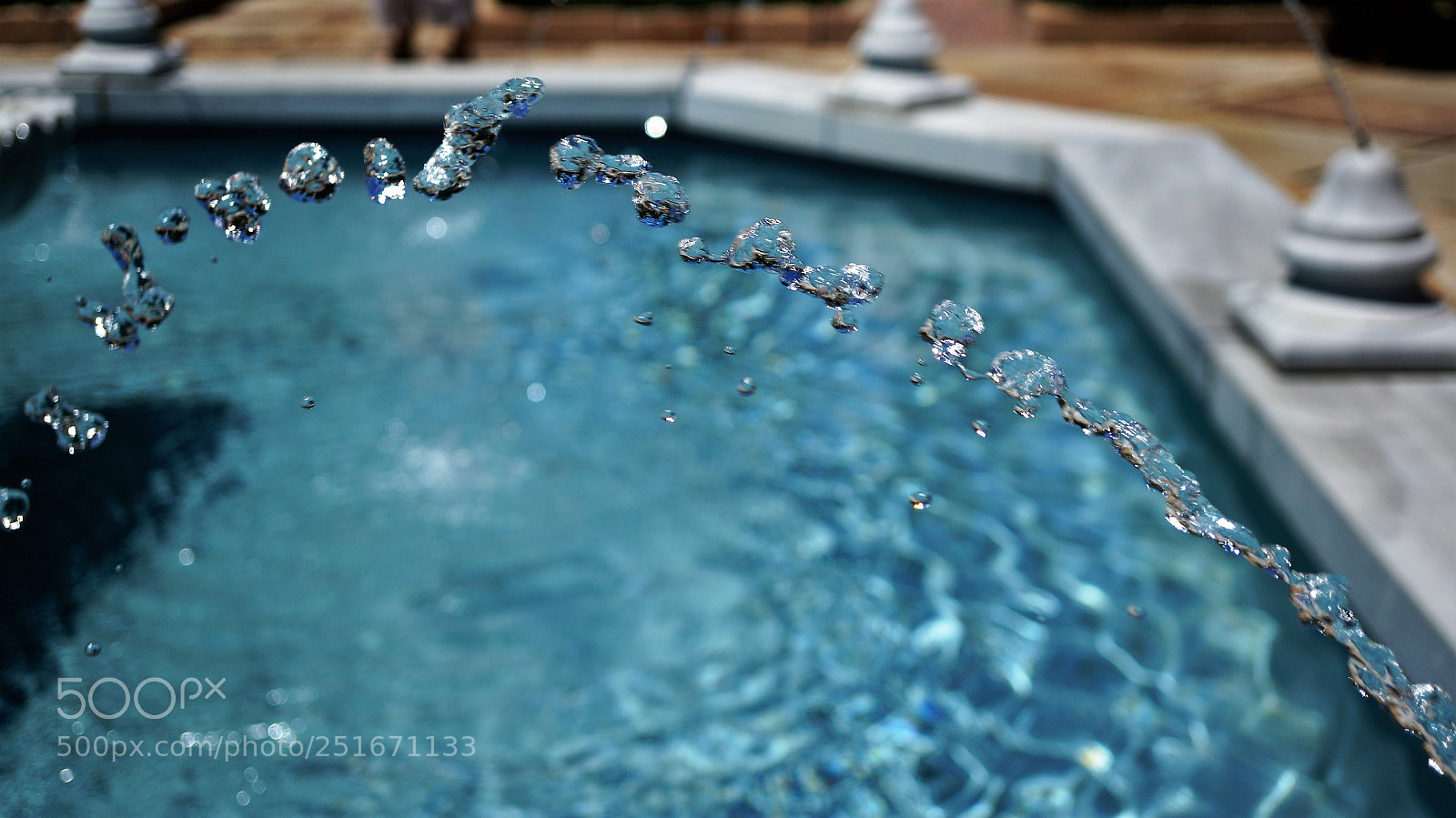 Sony Alpha NEX-5R sample photo. Fountain fun photography