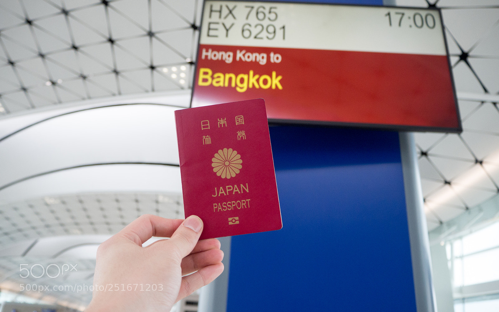 Olympus OM-D E-M10 sample photo. Airport flight schedule photography