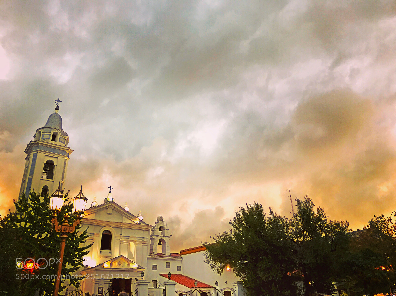 Apple iPhone 7 sample photo. Iglesia del pilar photography