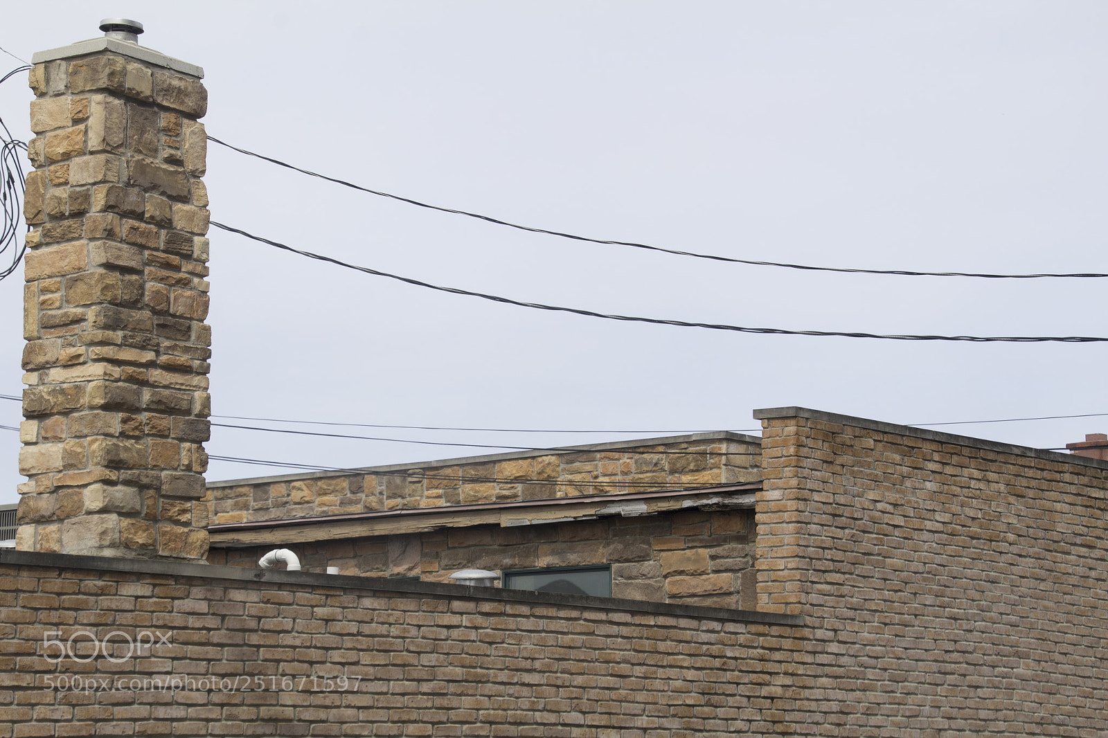 Canon EOS 1200D (EOS Rebel T5 / EOS Kiss X70 / EOS Hi) sample photo. Brick wall and chimney. photography