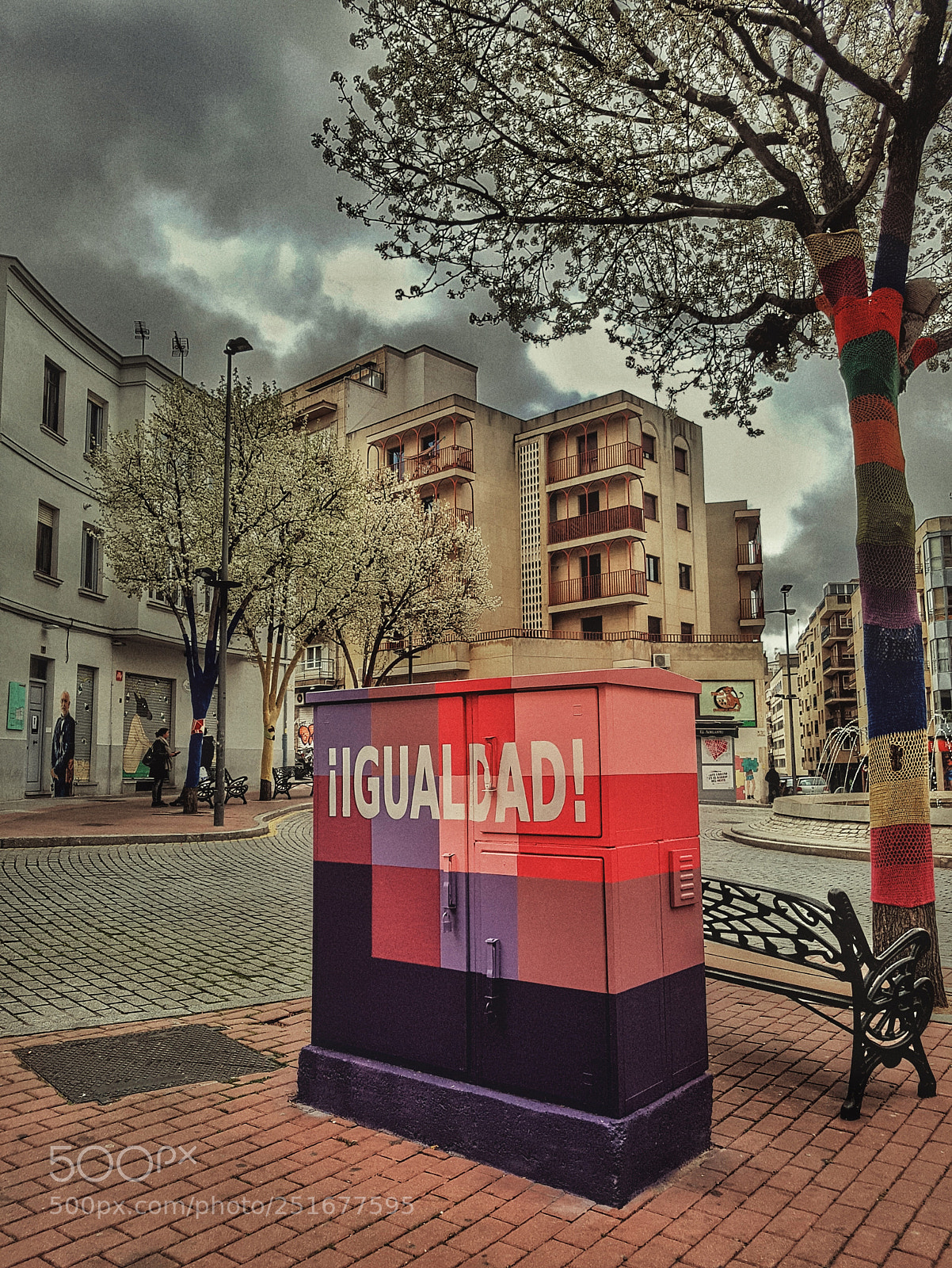 Samsung Galaxy S7 Edge sample photo. Primavera en la plaza photography