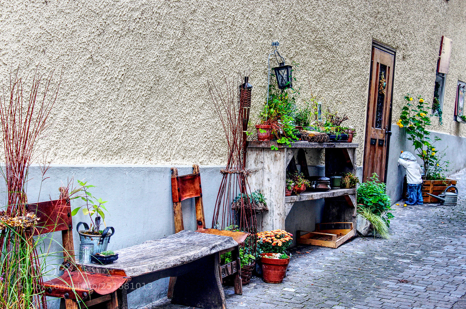Canon EOS 1200D (EOS Rebel T5 / EOS Kiss X70 / EOS Hi) sample photo. Little alley photography