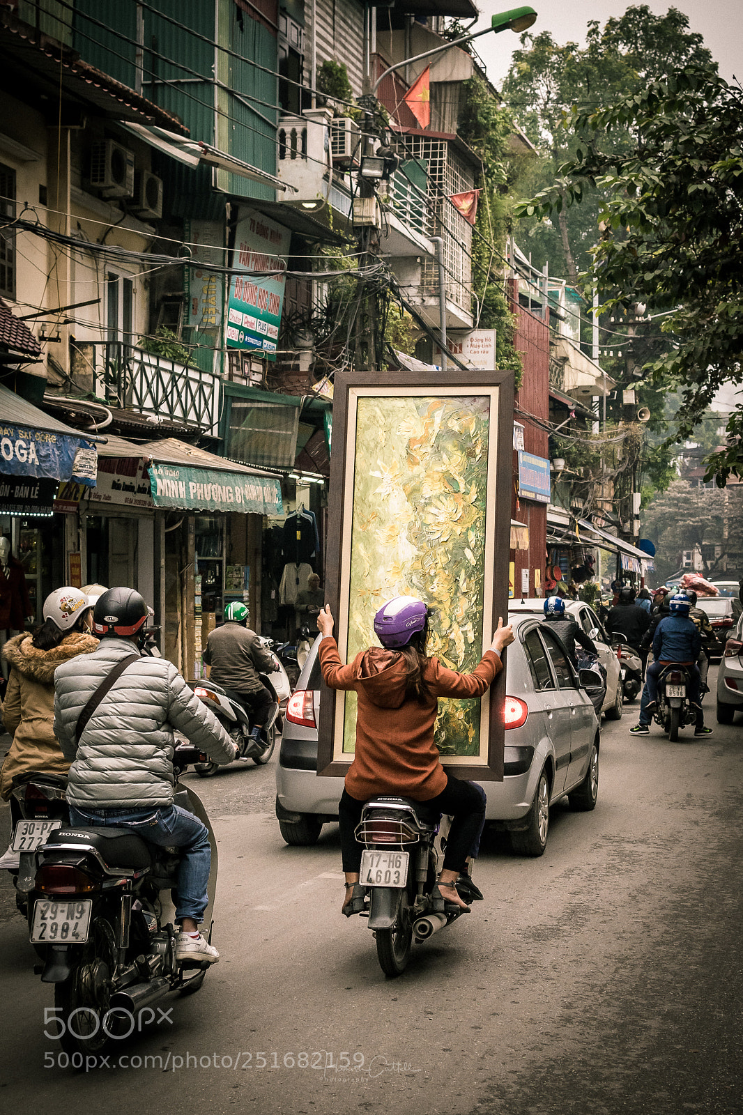 Nikon D5500 sample photo. Hanoi traffic photography