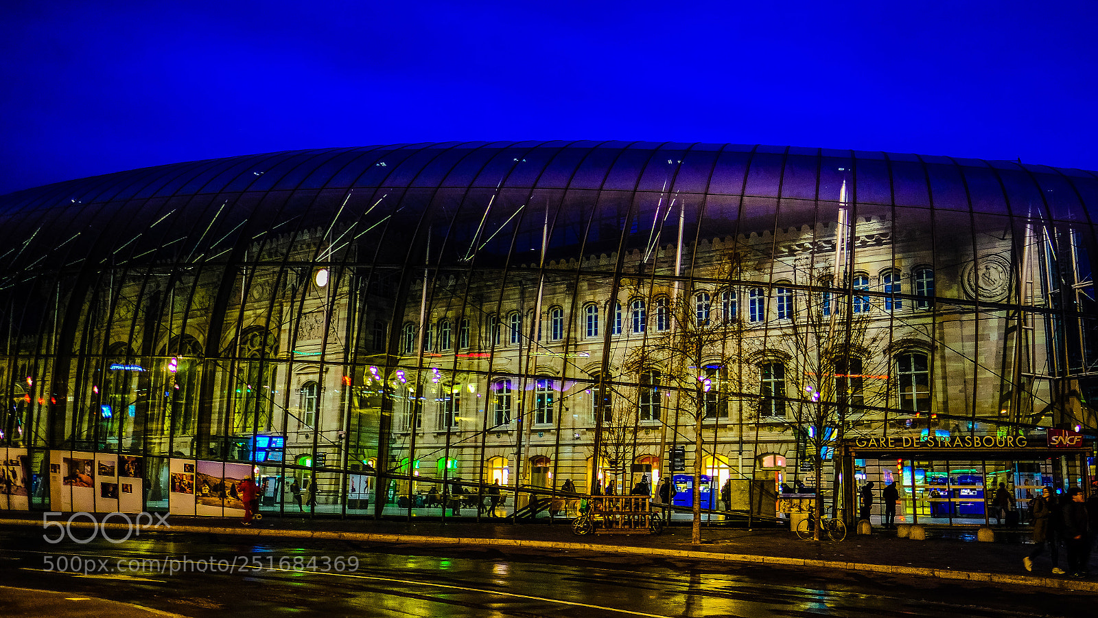 Fujifilm X-T20 sample photo. Strasbourg train station photography