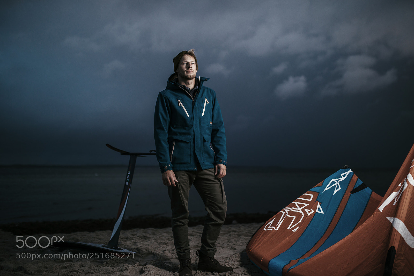 Canon EOS 5D Mark IV sample photo. Kite surfer kiel flash photography