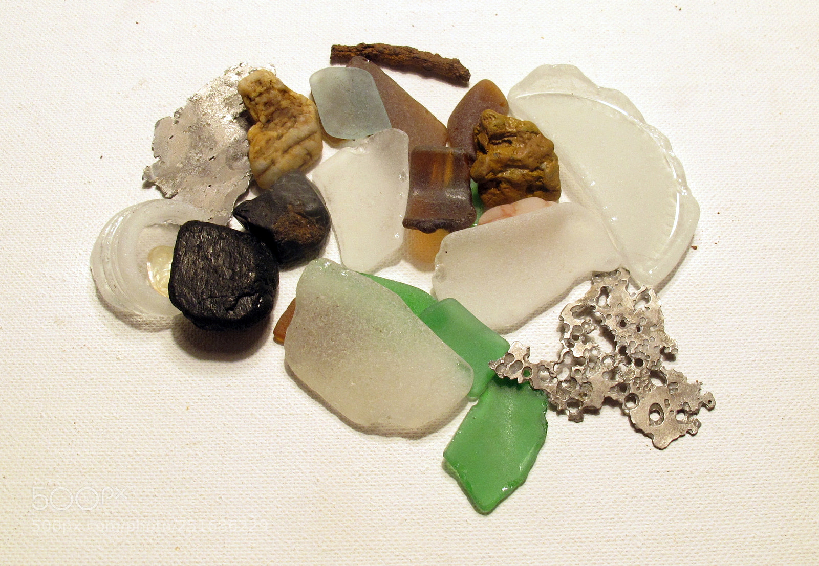 Canon PowerShot G12 sample photo. Beach combing photography