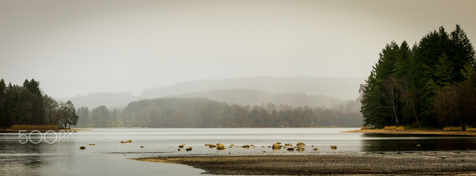 Hasselblad H4D sample photo. Lac des settons pano3 photography