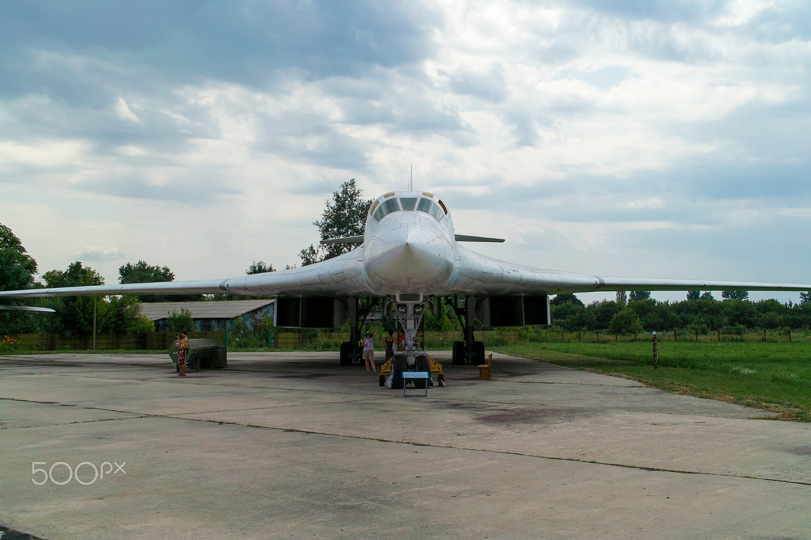 Sigma DP2 sample photo. Tu-160 photography