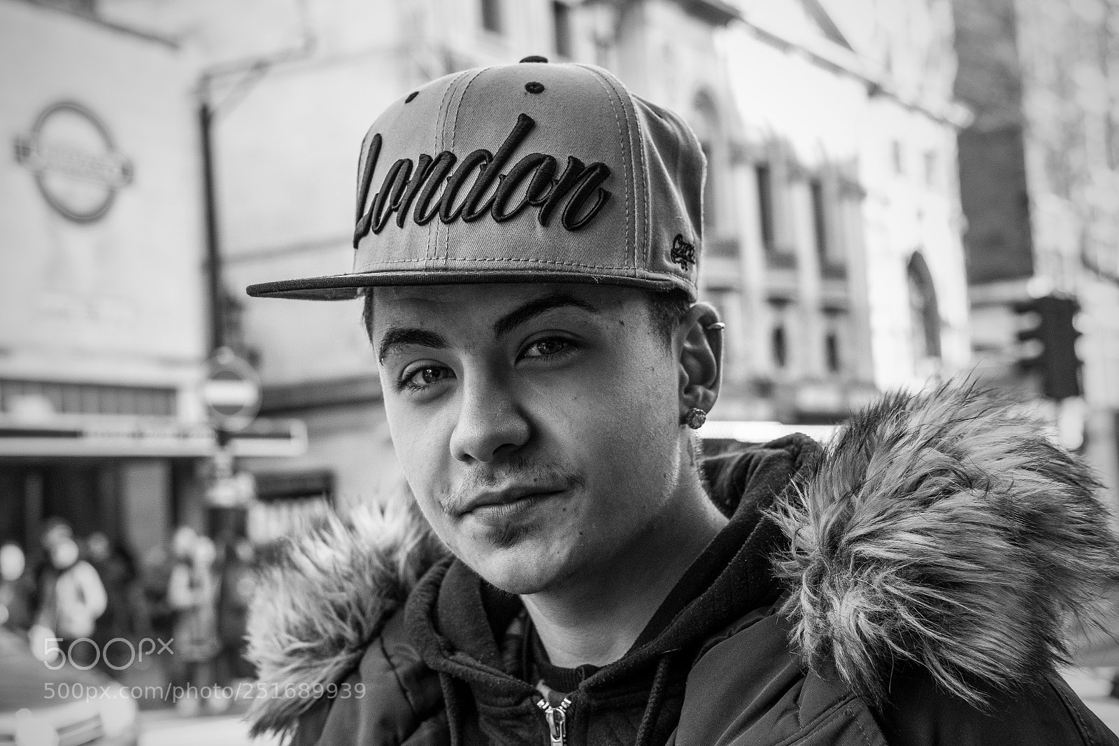 Fujifilm X-T1 sample photo. London lights photography