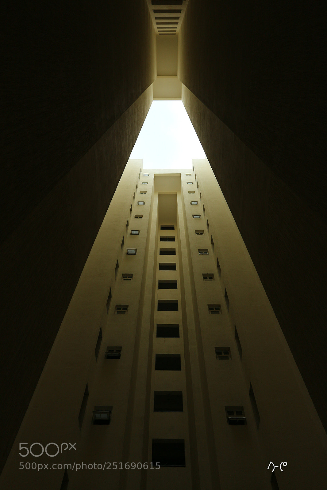 Canon EOS M10 sample photo. Symmetry photography