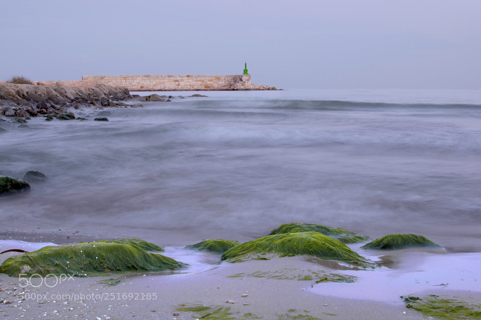 Nikon D5200 sample photo. Faro que alumbras al photography