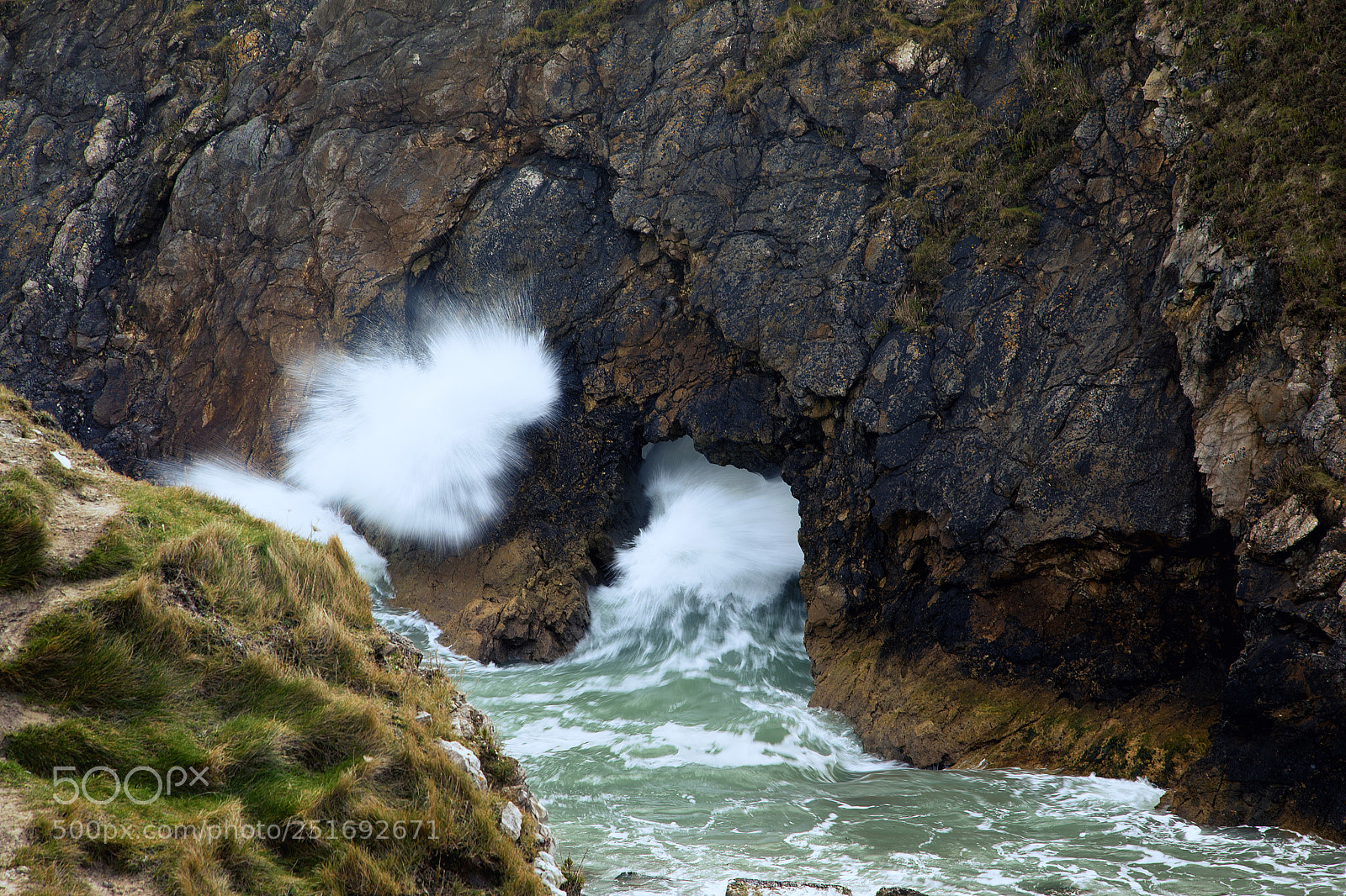 Canon EOS 5D Mark IV sample photo. Lulworth cove photography