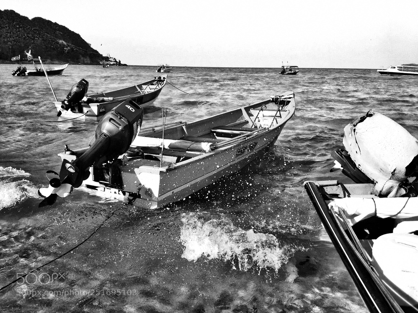 Apple iPhone 4S sample photo. Boats and sea photography