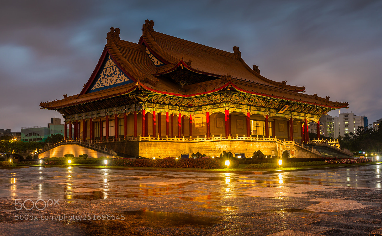 Canon EOS 5D Mark IV sample photo. The chiang kai shek photography