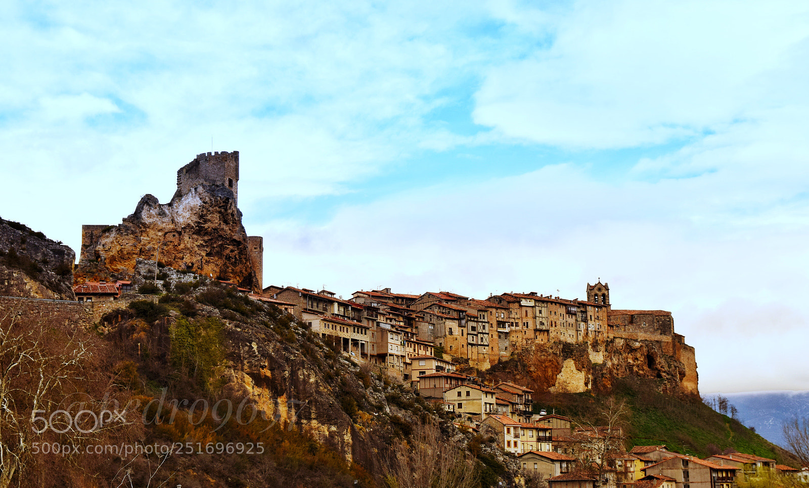 Nikon D3300 sample photo. Frias
burgos,españa  photography