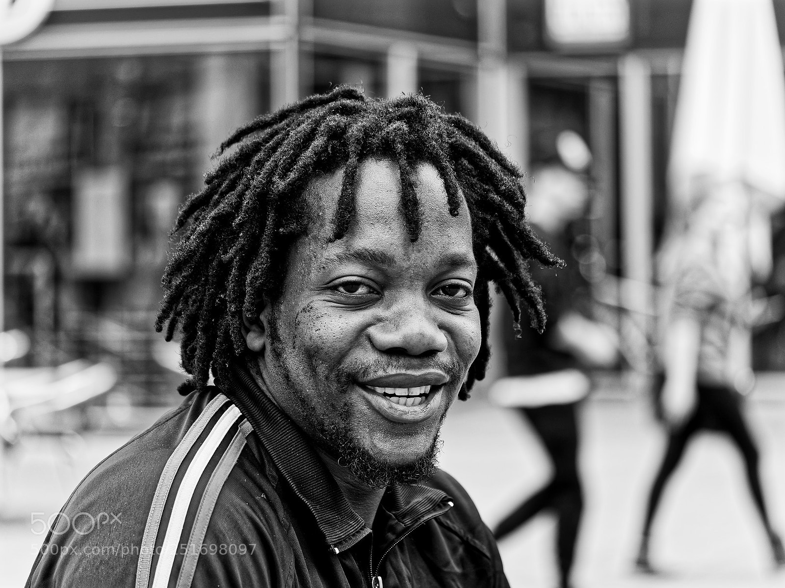 Panasonic Lumix DMC-GX8 sample photo. Portrait of a street photography