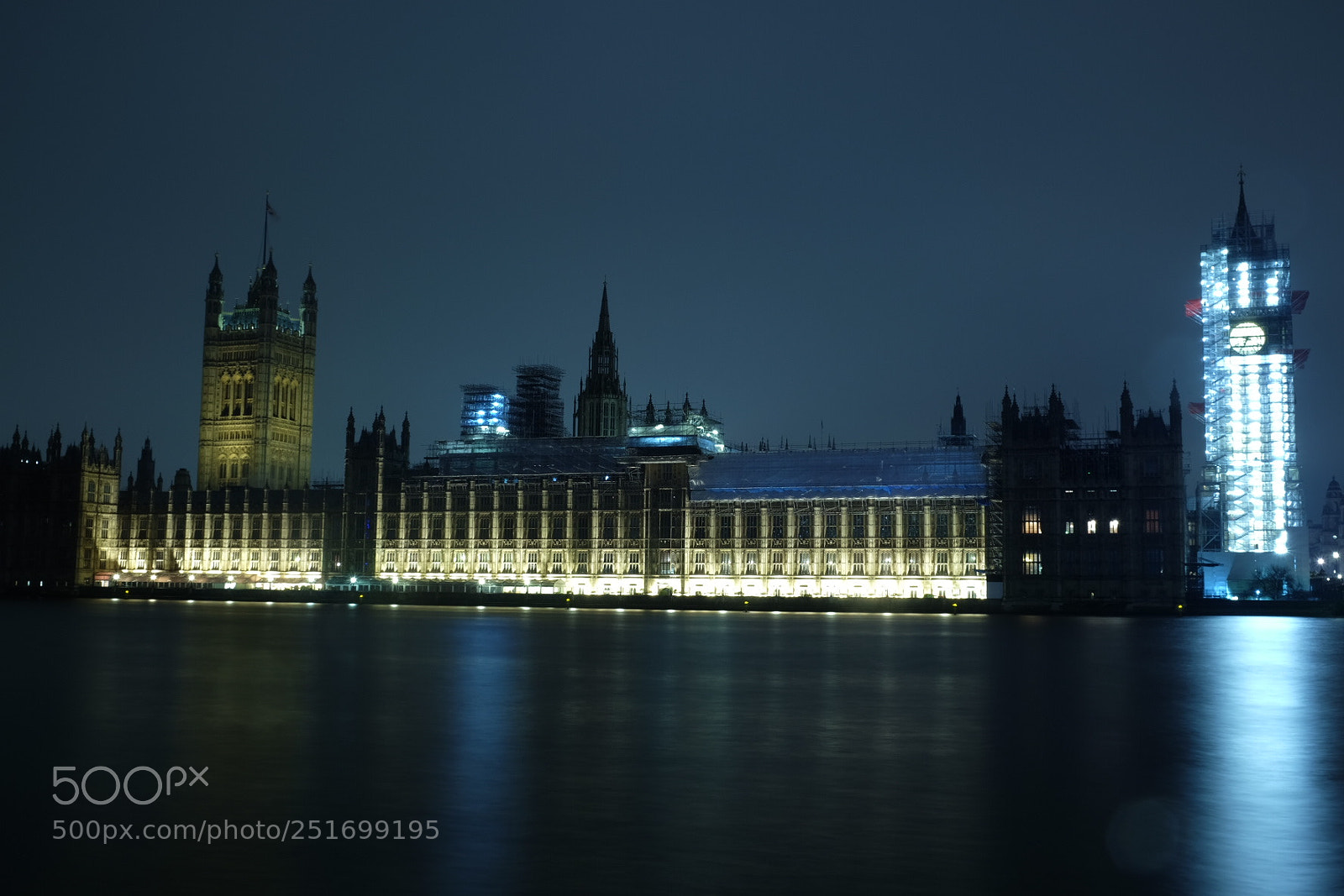 Fujifilm X-T1 sample photo. Rainy night in london photography