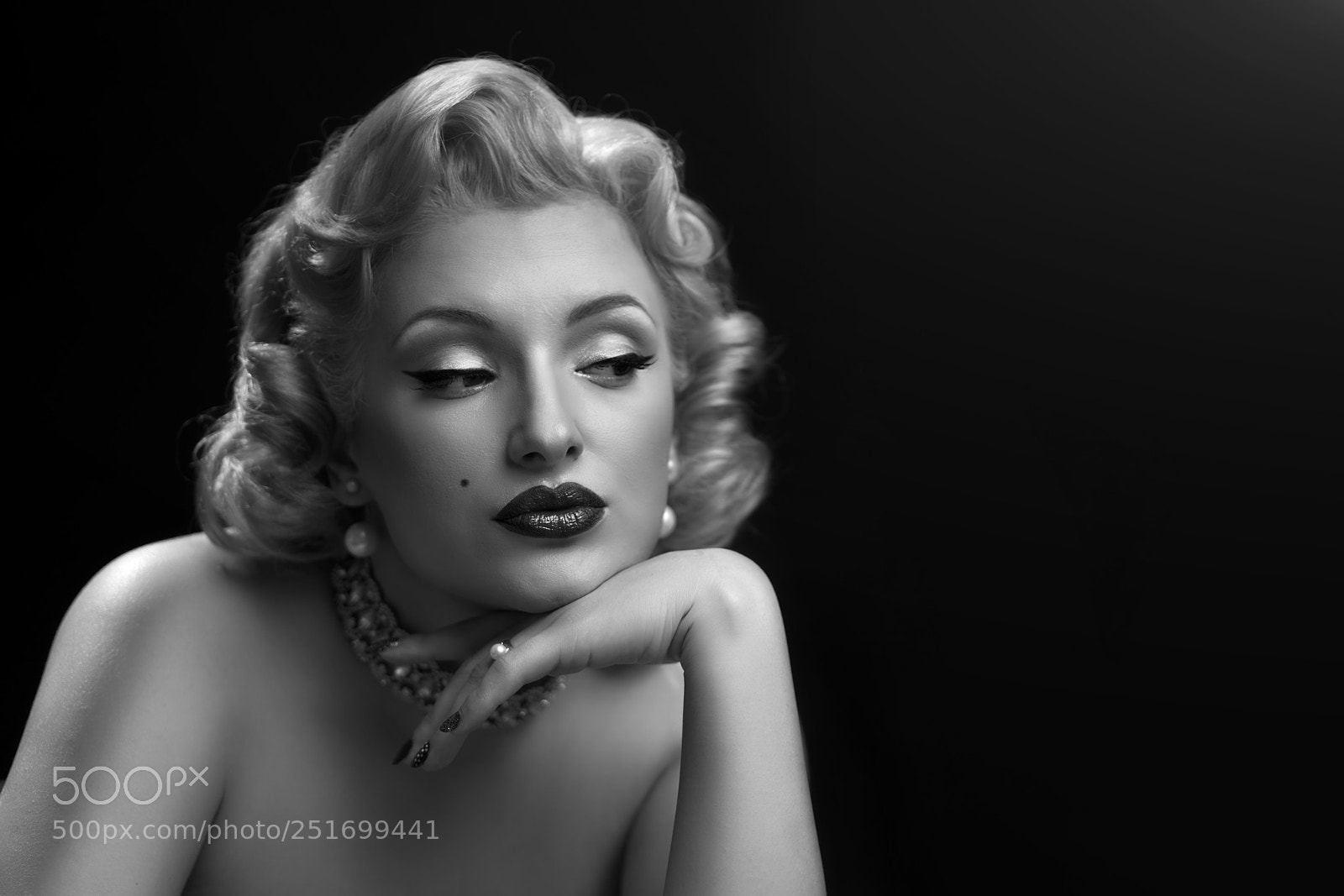 Sony a7R II sample photo. Similarities photography