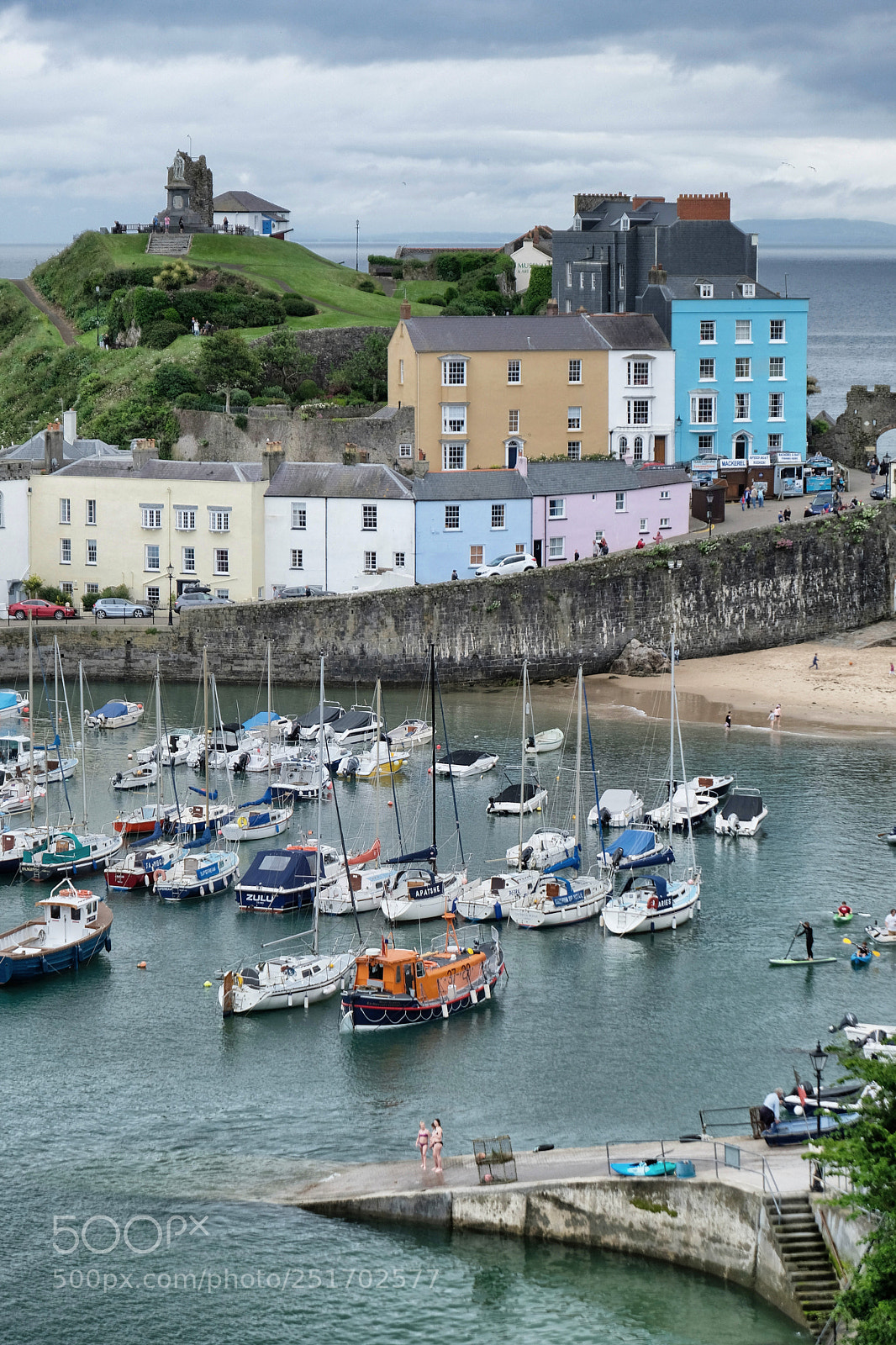 Fujifilm X-T2 sample photo. Tenby harbour photography