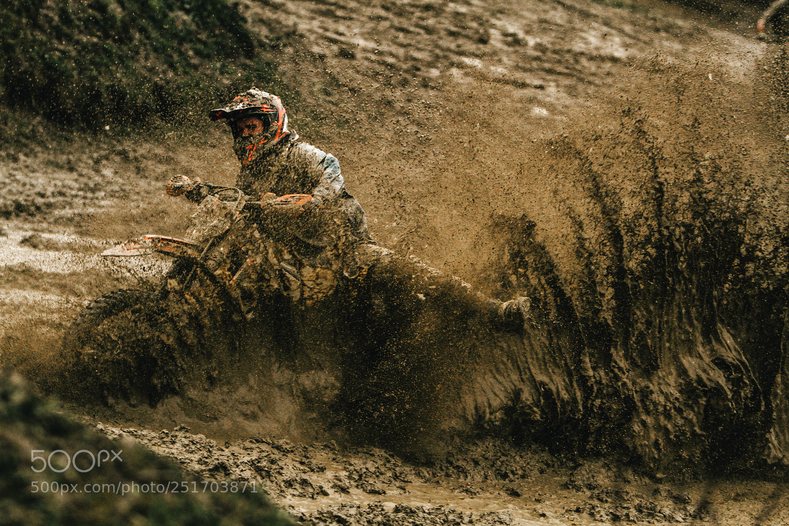 Canon EOS 7D sample photo. Muddy action photography