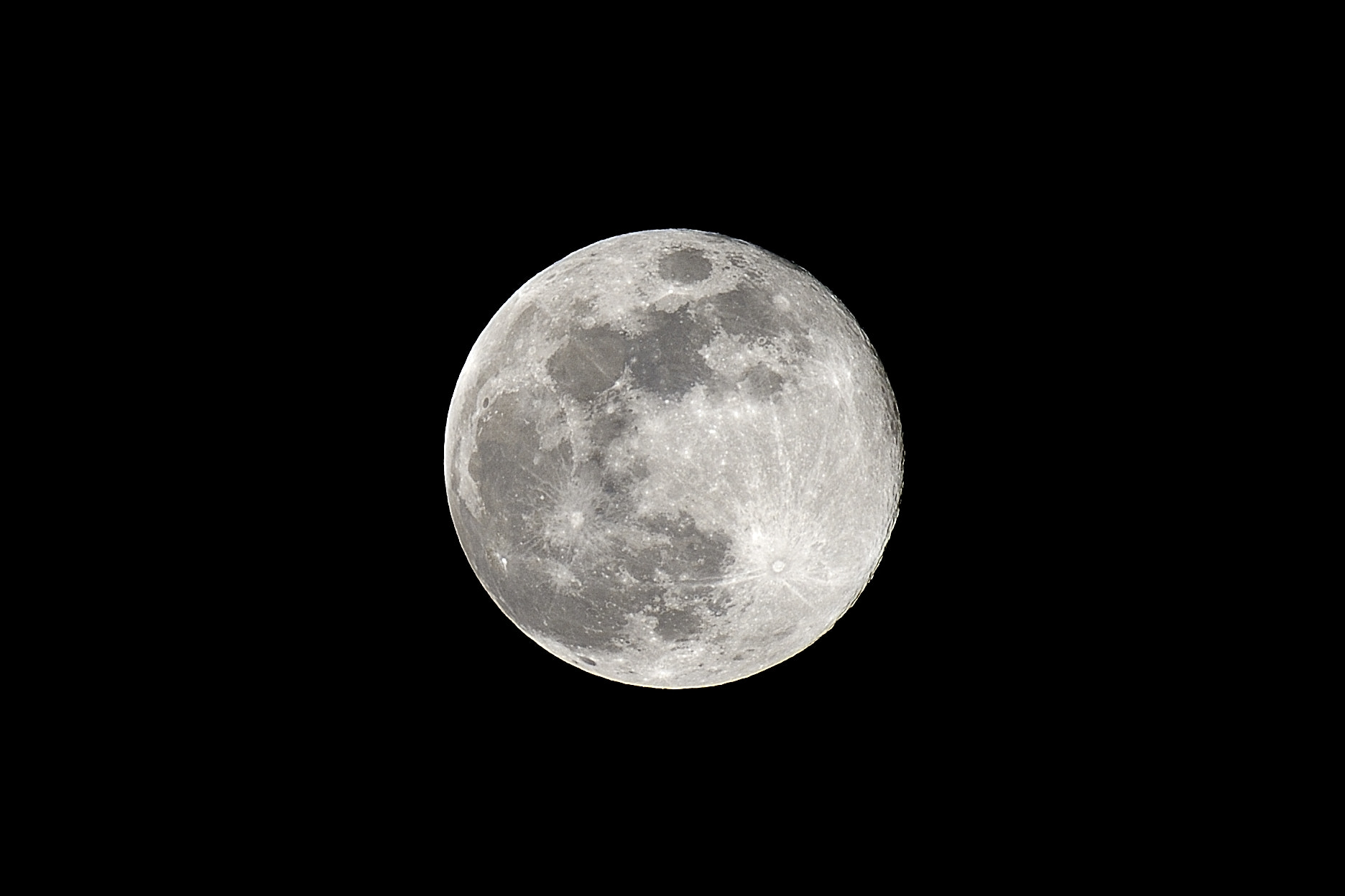 Sigma 150-600mm F5-6.3 DG OS HSM | S sample photo. Luna del 31 de marzo 2018 photography