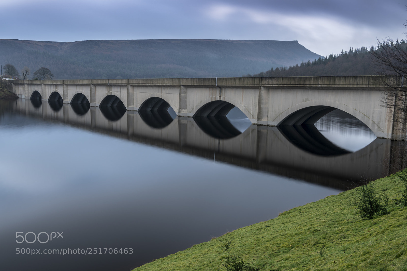 Nikon D810 sample photo. Ashopton viaduct photography