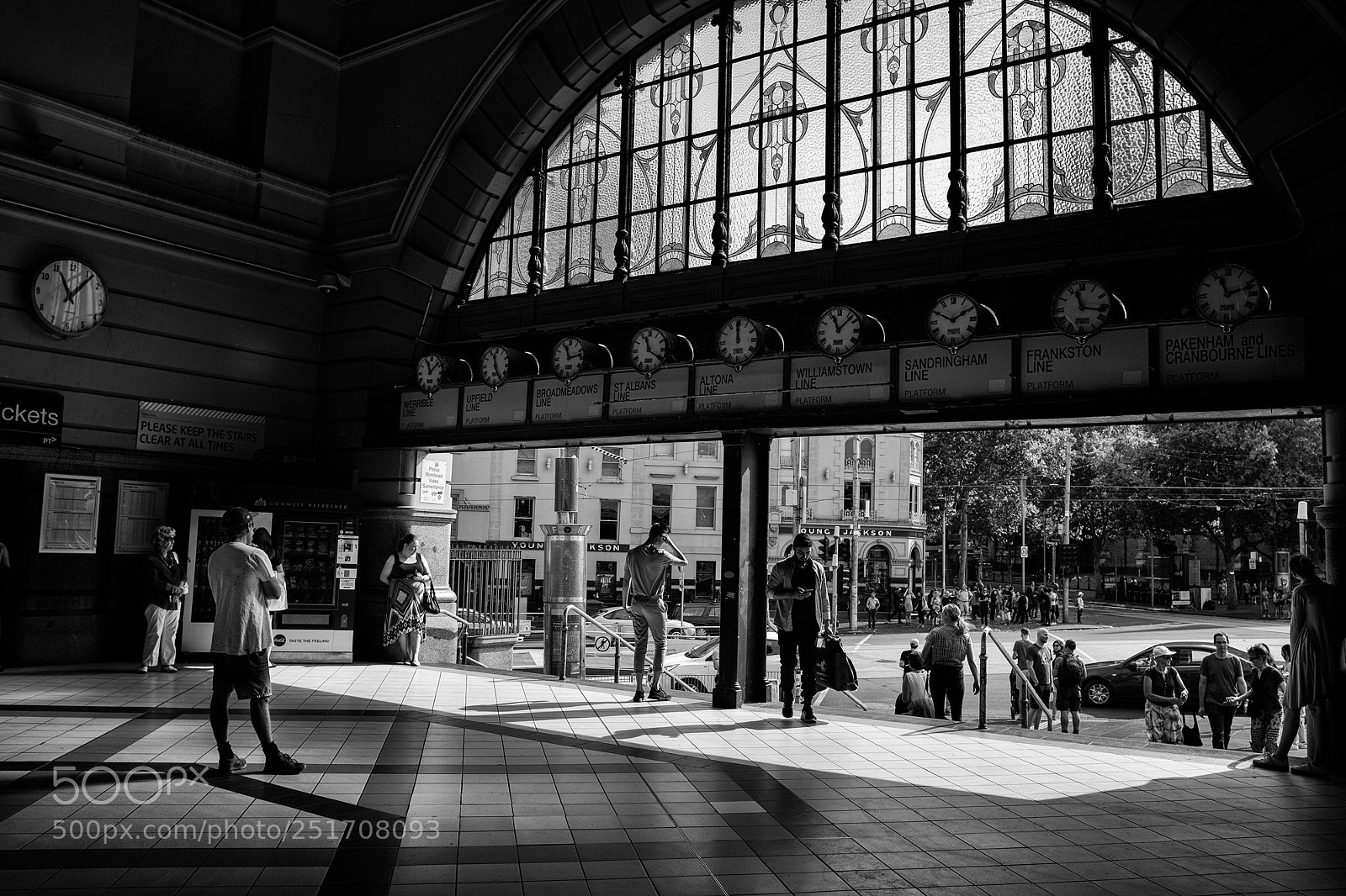 Fujifilm X100T sample photo. Waiting photography